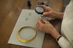 Expertise et estimation de bijoux précieux à Paris